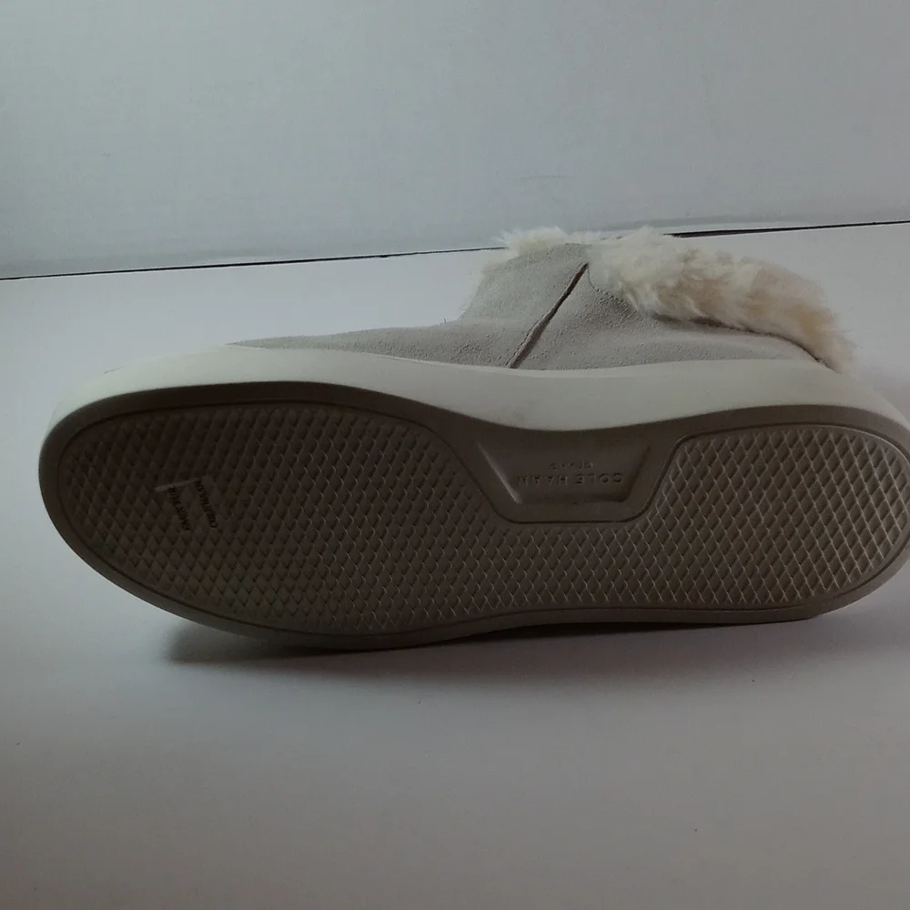 Boot - Picture 6 of 7